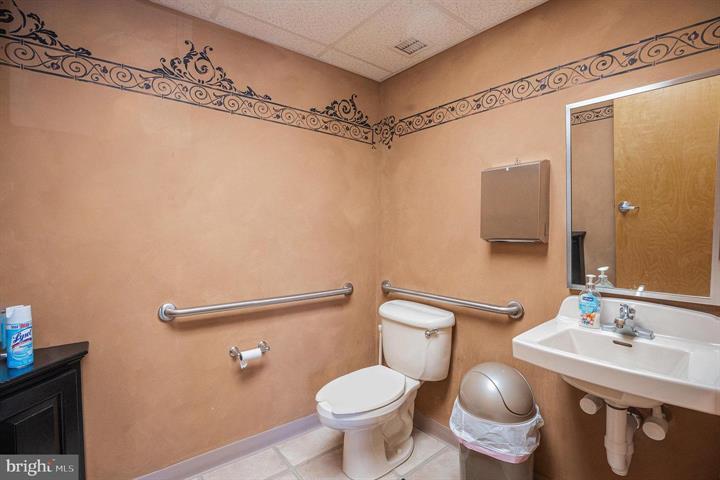 More Photos Of 1570 Sumneytown Pike, Lansdale Medical For Sale