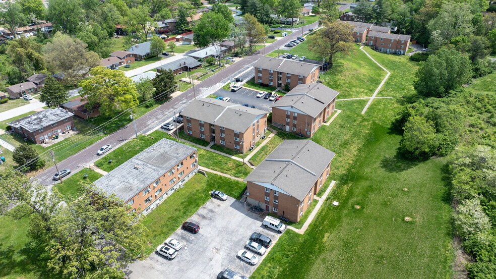 More Photos Of 7718-7744 Springdale Dr, Saint Louis Apartments For Sale