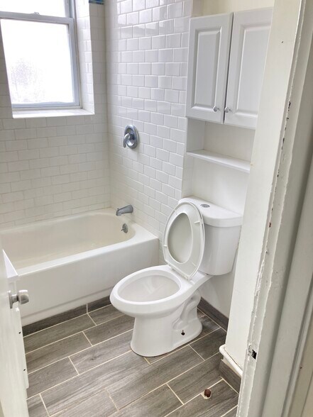 More Photos Of 2318 S Homan Ave, Chicago Apartments For Sale