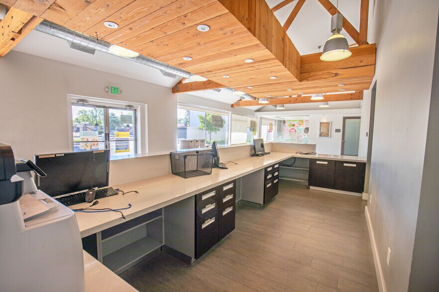 More Photos Of 3945 Marysville Blvd, Sacramento Freestanding For Sale