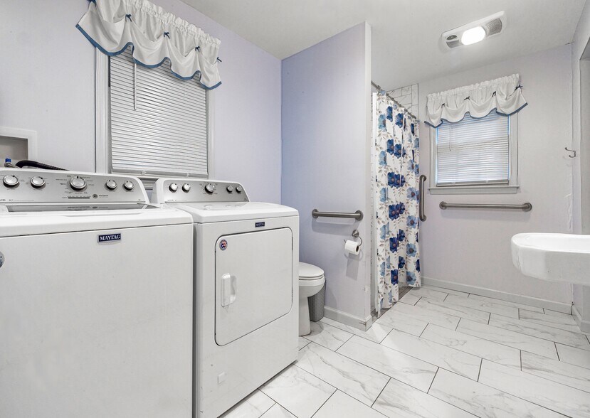 More Photos Of 90 Peters Ln, Blackwood Specialty For Sale
