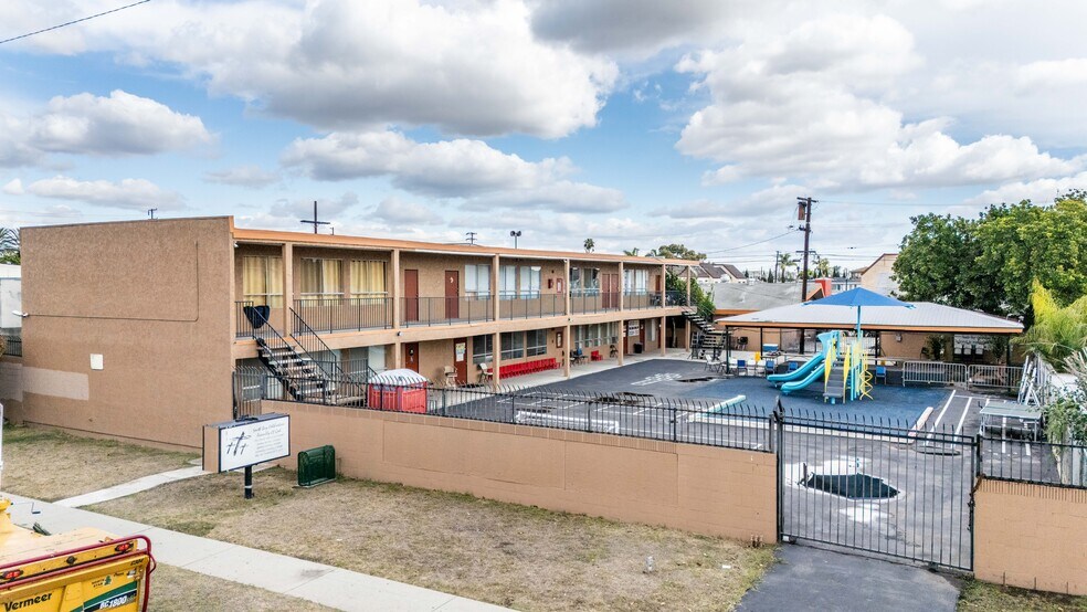 More Photos Of 12914 Cordary, Hawthorne Land For Sale