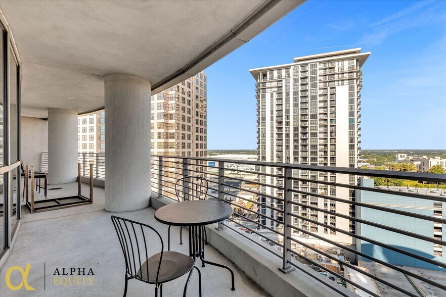 More Photos Of 189 S Orange Ave, Orlando Office Residential For Sale