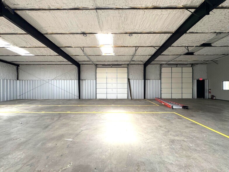 More Photos Of 7300 Craft Goodman Rd, Olive Branch Service For Lease