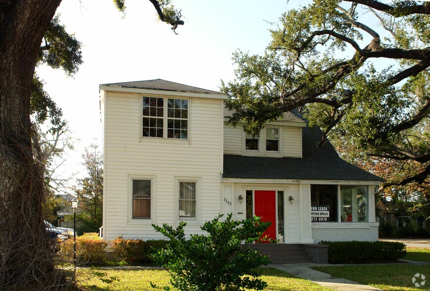 More Photos Of 1117 Washington Ave, Ocean Springs Medical For Sale