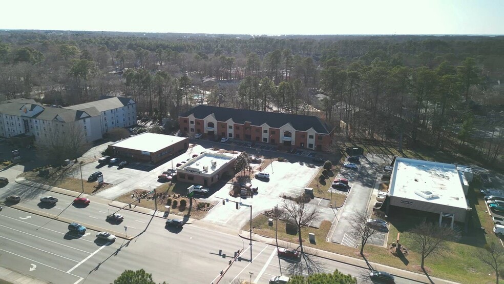 Primary Photo Of 11719-B Jefferson Ave, Newport News Unknown For Lease
