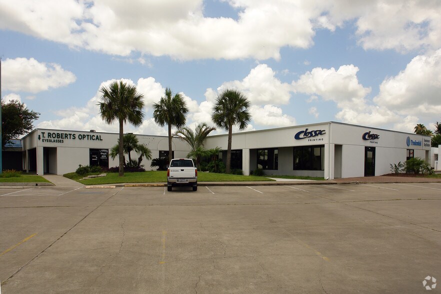 Primary Photo Of 4639 Corona Dr, Corpus Christi Office For Lease