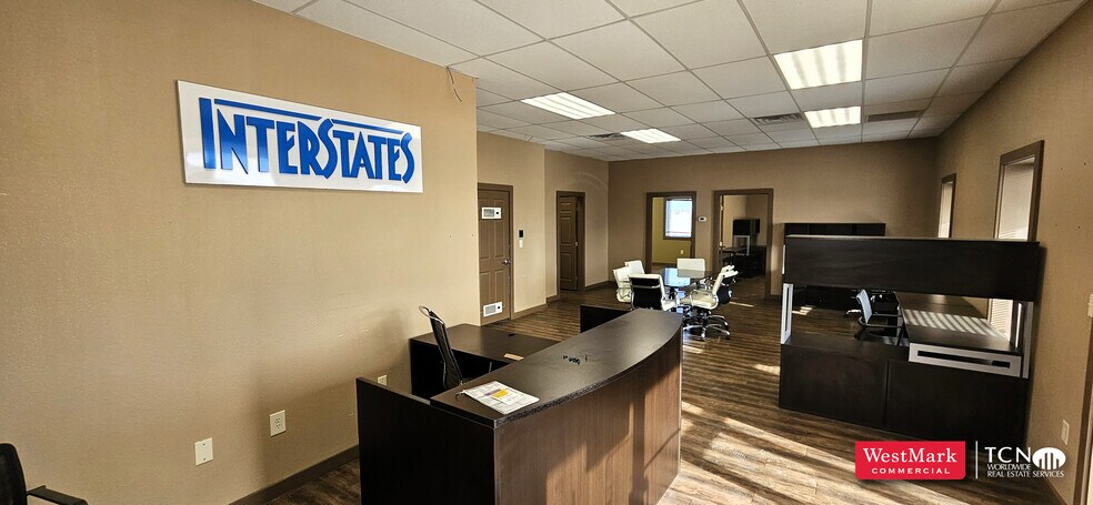 More Photos Of 9402 FM 1585, Wolfforth Warehouse For Lease