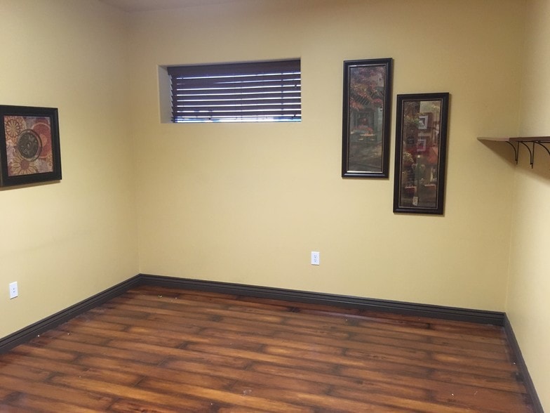 More Photos Of 920 E Main St, Mesa Office For Lease