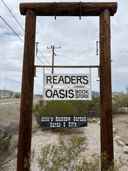 More Photos Of 690 E Main St, Quartzsite Storefront Retail Office For Sale