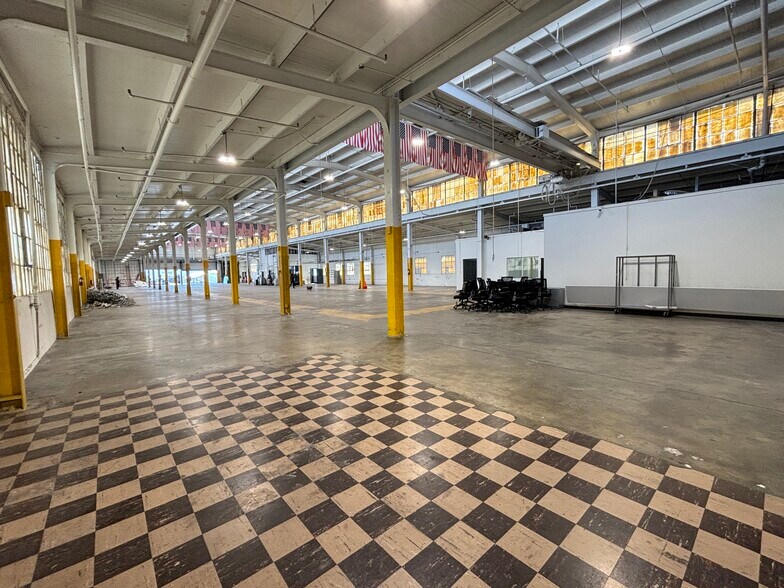 More Photos Of 3850 Santa Fe Ave, Vernon Manufacturing For Lease