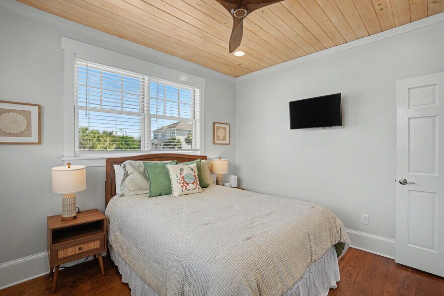 More Photos Of 8 Sandlewood Ct, Tybee Island Specialty For Sale