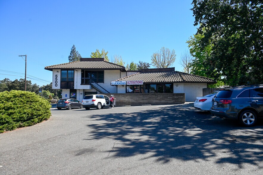 More Photos Of 5500 Madison Ave, Sacramento Office For Sale