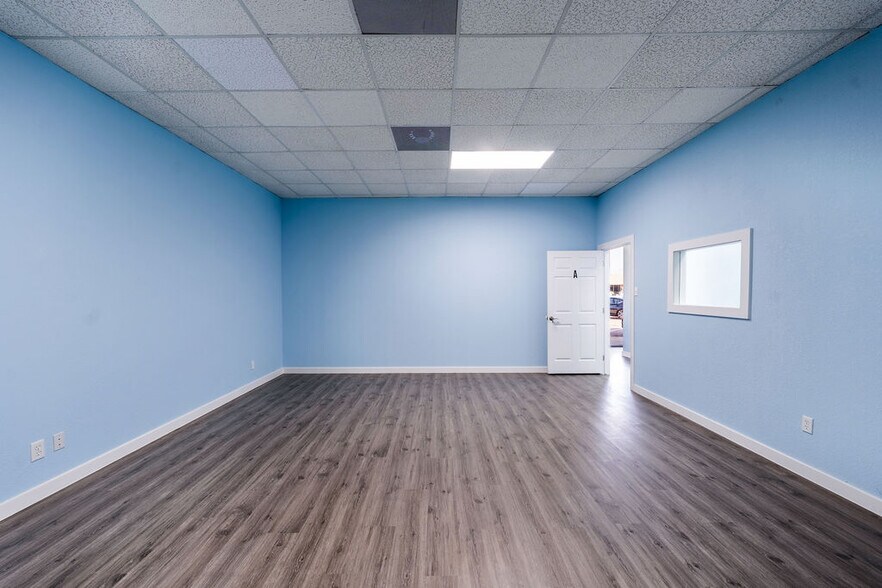 More Photos Of 2419 FM 1092 Rd, Missouri City Coworking Space