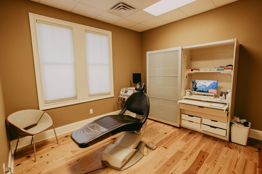 More Photos Of 797 Liberty Rd, Flowood Medical For Sale