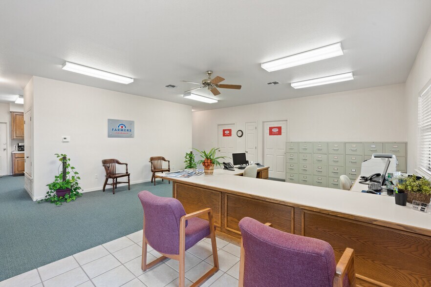 More Photos Of 409 Mallard Ln, Taylor Office Residential For Lease