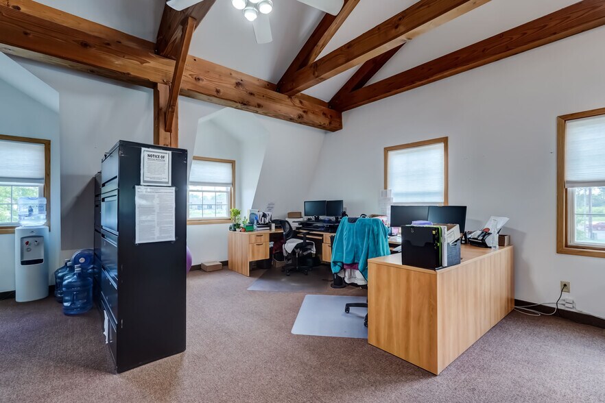 More Photos Of 1625 Rochester Rd, Farmington Office For Sale