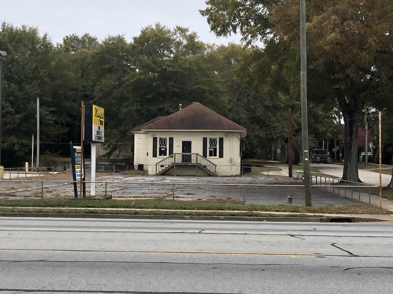 Primary Photo Of 530 W Taylor St, Griffin Auto Dealership For Lease