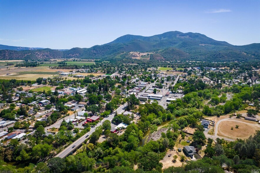 More Photos Of 3720 Main St, Kelseyville Drugstore For Sale