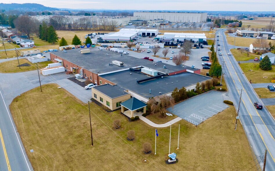 More Photos Of 1195 Ivy Dr, Lancaster Manufacturing For Sale