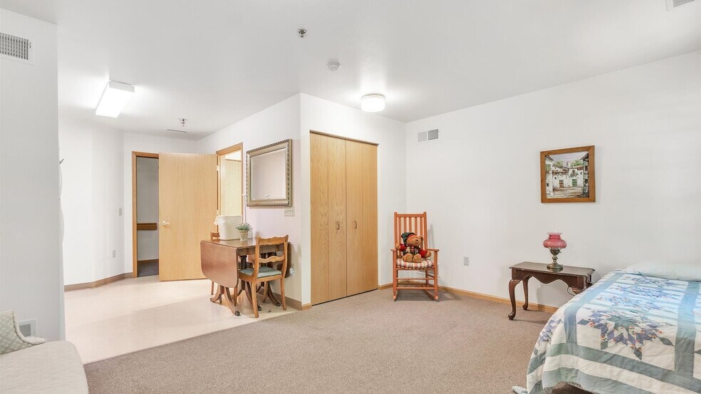 More Photos Of 121 S 5th St, Evansville Assisted Living For Sale