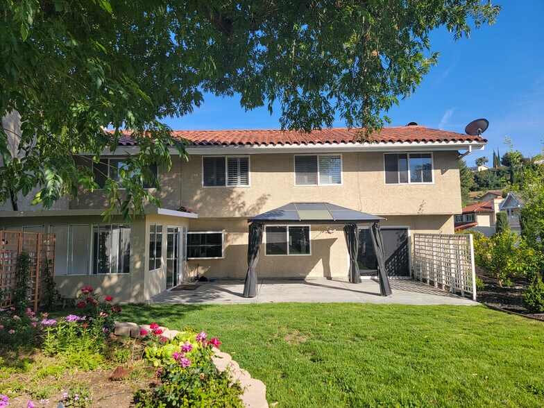 More Photos Of 7501 Linley Ln, Canoga Park Specialty For Sale