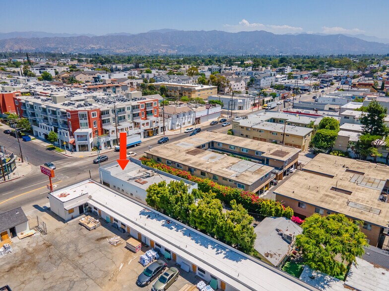 More Photos Of 10746 Magnolia Blvd, North Hollywood Medical For Sale