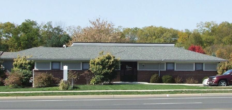 More Photos Of 335 N Main St, Springboro Medical For Lease