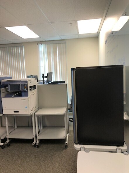 More Photos Of 912 W 1600 S, Saint George Unknown For Lease