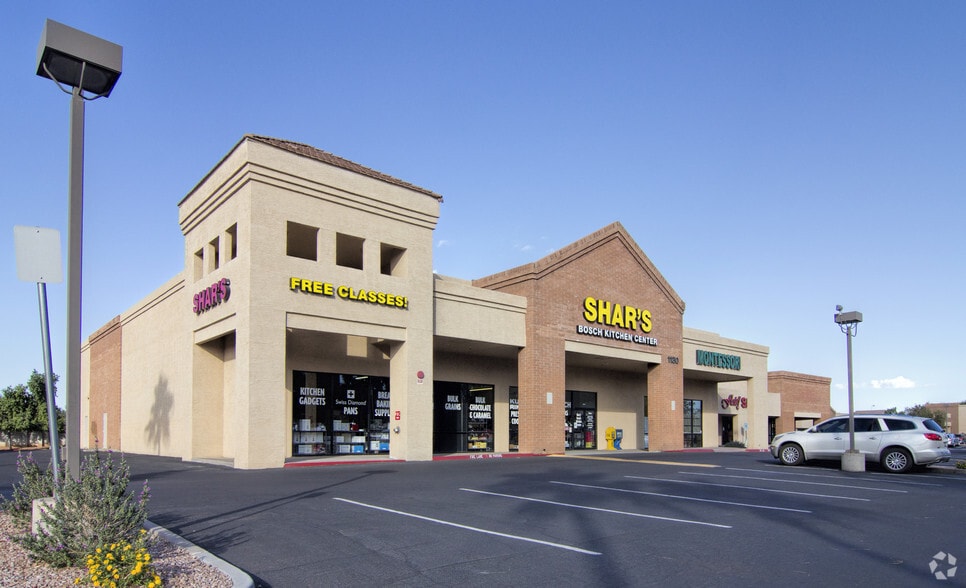 More Photos Of 1130-1184 N Gilbert Rd, Gilbert Storefront Retail Office For Lease