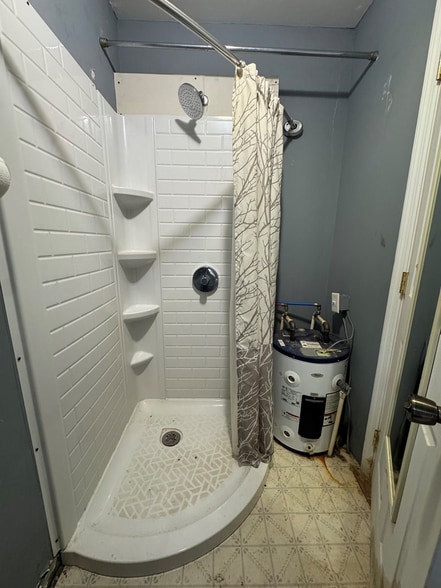 More Photos Of 2071 Mattie Rd, Louisa Religious Facility For Sale