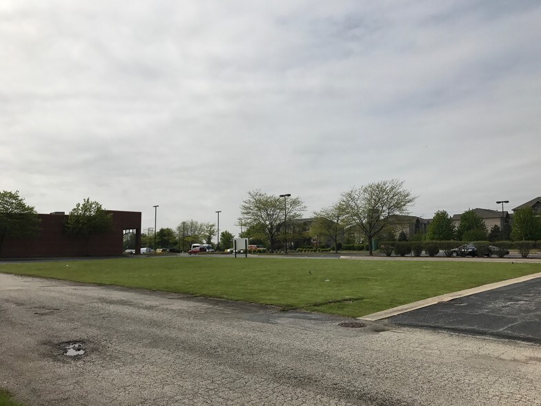 More Photos Of 14328 Pinewood Dr, Orland Park Land For Sale