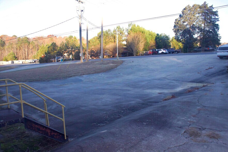 More Photos Of 2463 Old Farmer rd, Asheboro Industrial For Lease