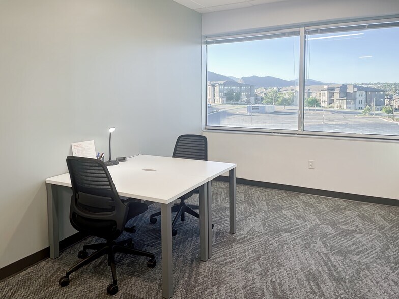 More Photos Of 10901 W Toller Dr, Littleton Coworking Space