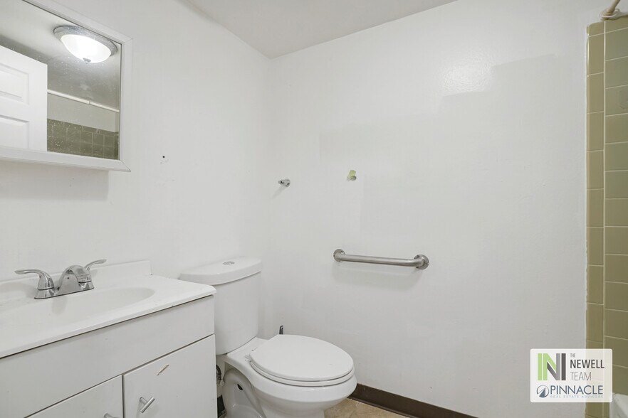 More Photos Of 1744 Boston St, Aurora Apartments For Sale