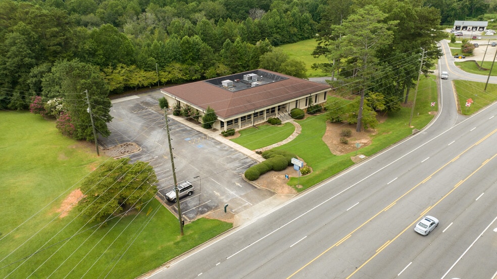 More Photos Of 1330 N Park St, Carrollton Medical For Lease