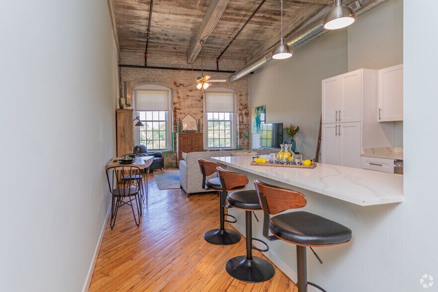 More Photos Of 116 E Main St, Haw River Apartments For Lease