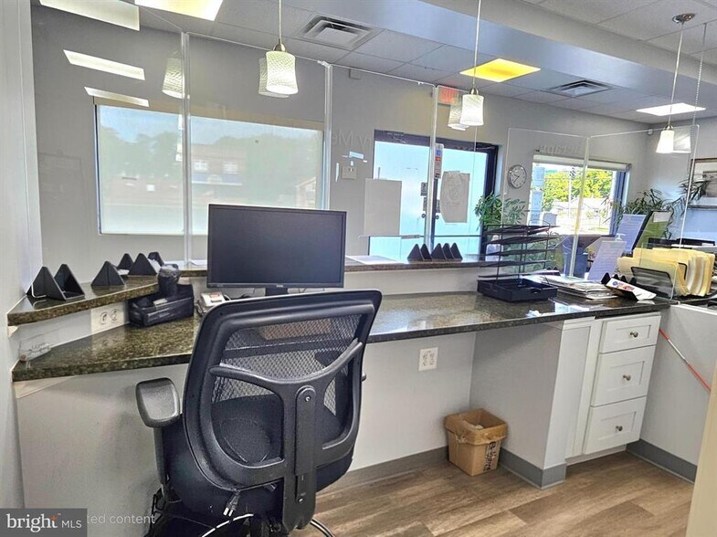 More Photos Of 7301 E Furnace Branch Rd, Glen Burnie Office For Lease