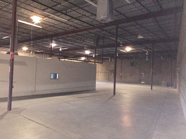 More Photos Of 901 Tony Lama St, El Paso Warehouse For Lease
