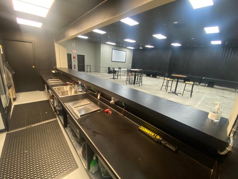 More Photos Of 5776 Shelby Oaks Dr, Memphis Religious Facility For Sale