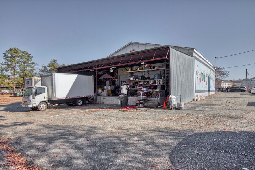 More Photos Of 4403 Ironbound Rd, Williamsburg Industrial For Sale
