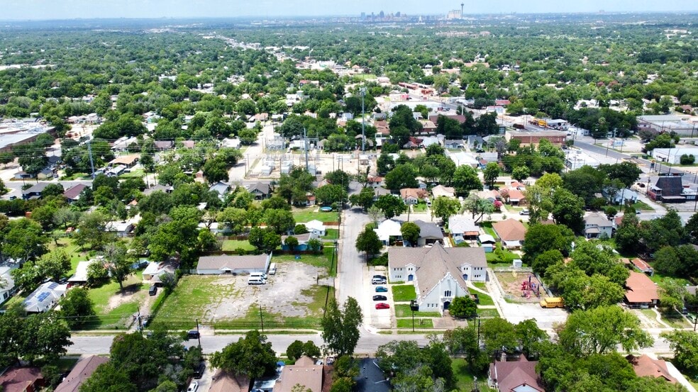 More Photos Of 507 E Mayfield Blvd, San Antonio Religious Facility For Sale