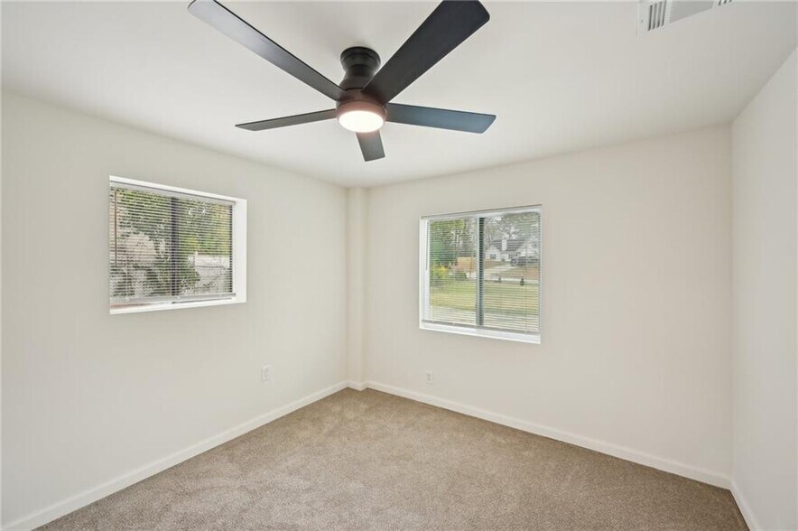 More Photos Of 4421 Lee Rd, Snellville Apartments For Sale
