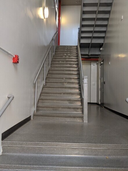 More Photos Of 63 Woodward Ave, Ridgewood Warehouse For Lease
