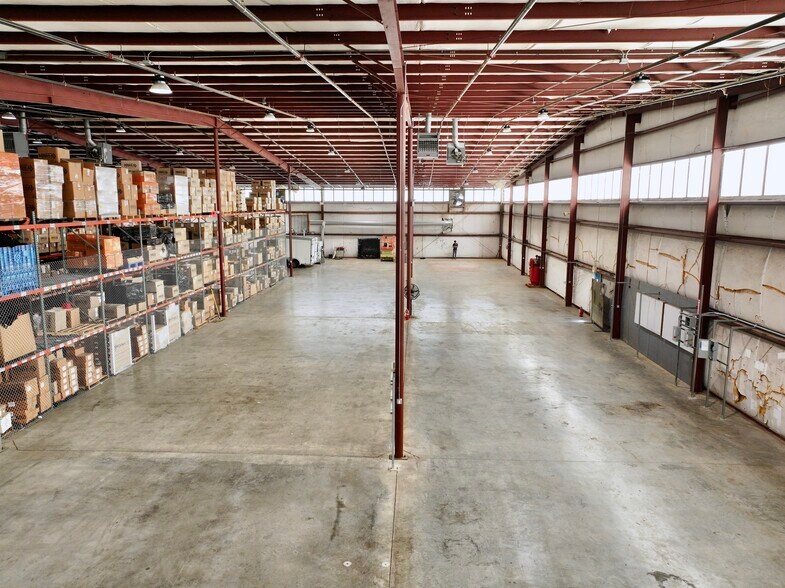 More Photos Of 492 Industrial Dr, Mount Juliet Warehouse For Lease