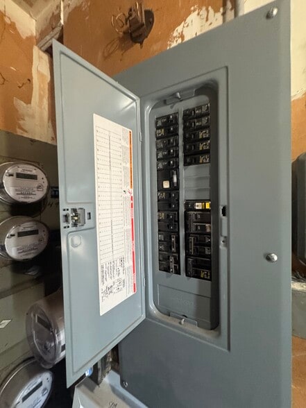 More Photos Of 150 E Orangeburg Ave, Modesto Apartments For Sale