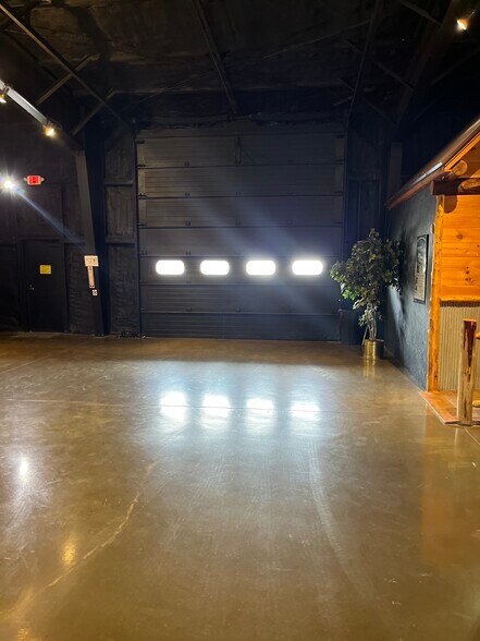 More Photos Of 60 Trade Rd, Plattsburgh Storefront For Lease