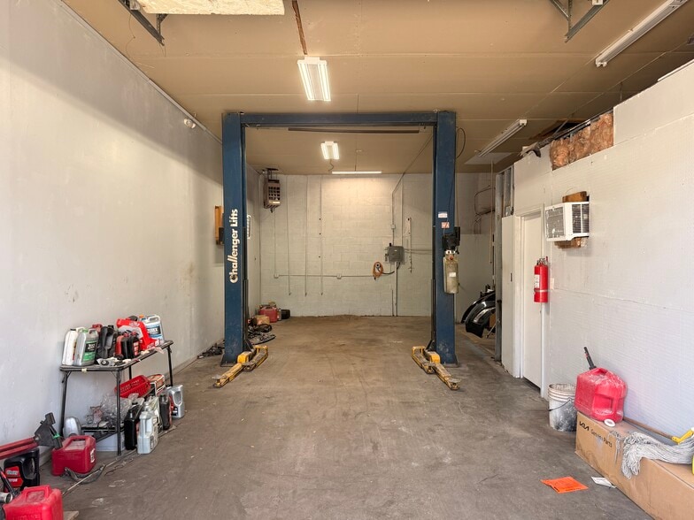 More Photos Of 1911 Old Covington Rd NE, Conyers Warehouse For Sale