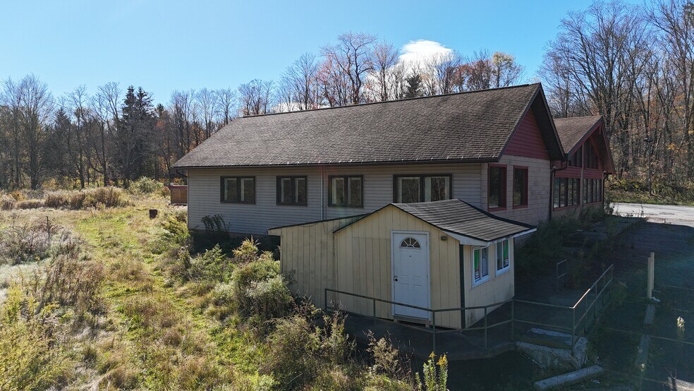 More Photos Of 732 Hamlin Hwy, Lake Ariel Restaurant For Sale