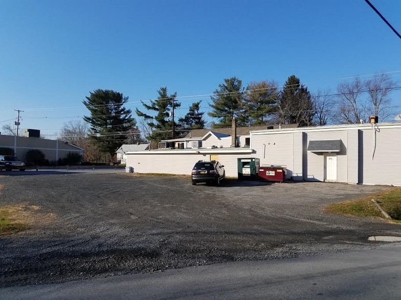 More Photos Of 605 State Route 17K, Montgomery Storefront For Sale